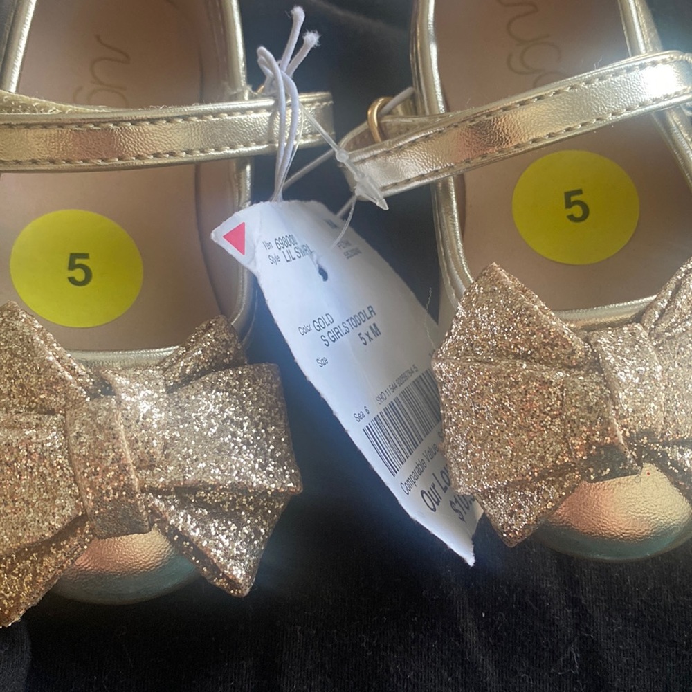 Gold girl shoes